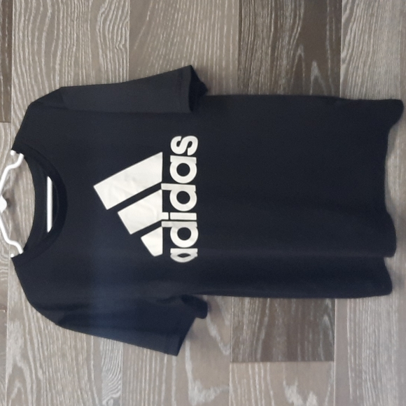 Adidas climalite sweat proof cooling shirt for boys size small - Picture 1 of 5